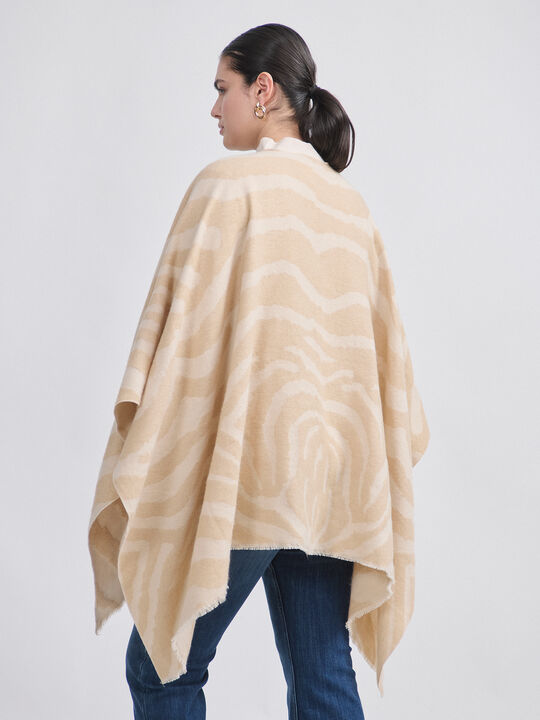 PONCHO ANIMAL PRINT Crudo image number null