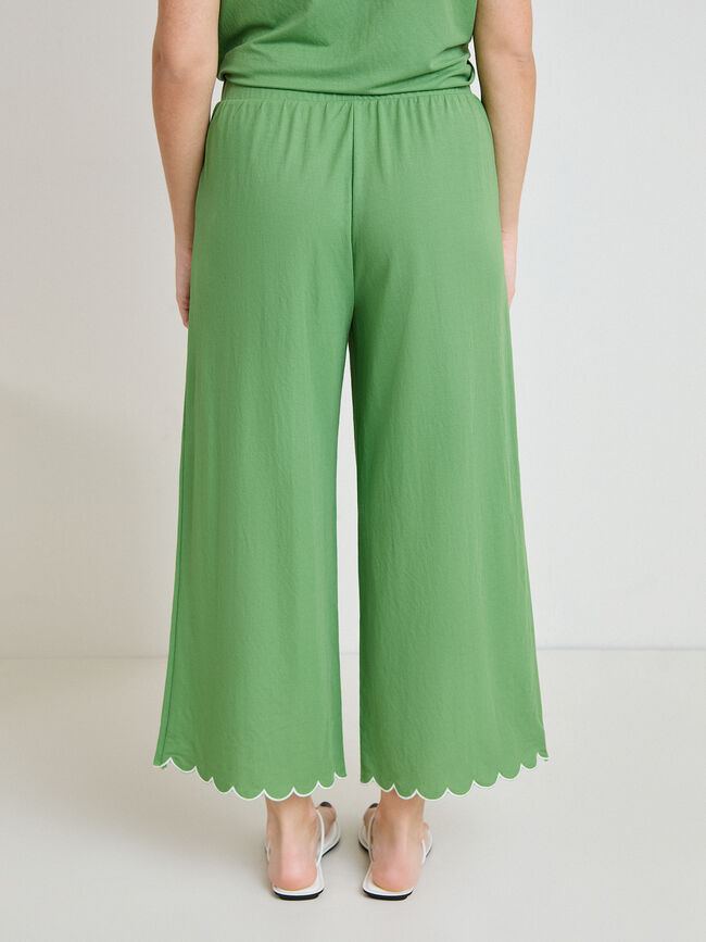 PANTAL&Oacute;N BORDADO Hoja