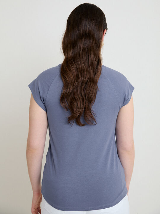 CAMISETA SLIM CORAZONES Azul Grisaceo image number null