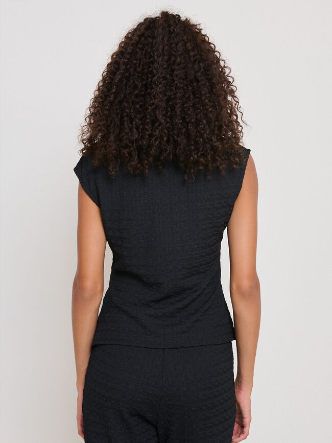 CAMISETA APLIQUE CRINKLE ROMBO Negro