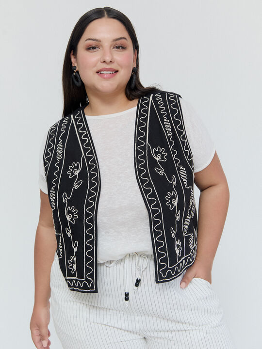 CHALECO BORDADO Negro image number null