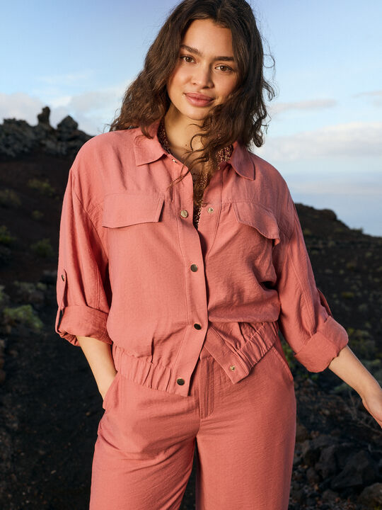 CHAQUETA FLUIDA BOLSILLOS Maquillaje Oscu image number null