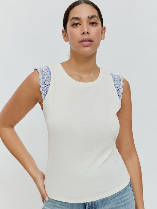 TOP BORDADO Blanco Optico image number null