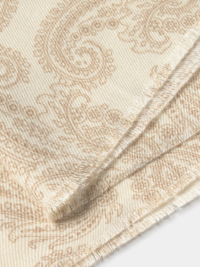 PA&Ntilde;UELO ESTAMPADO PAISLEY Crudo