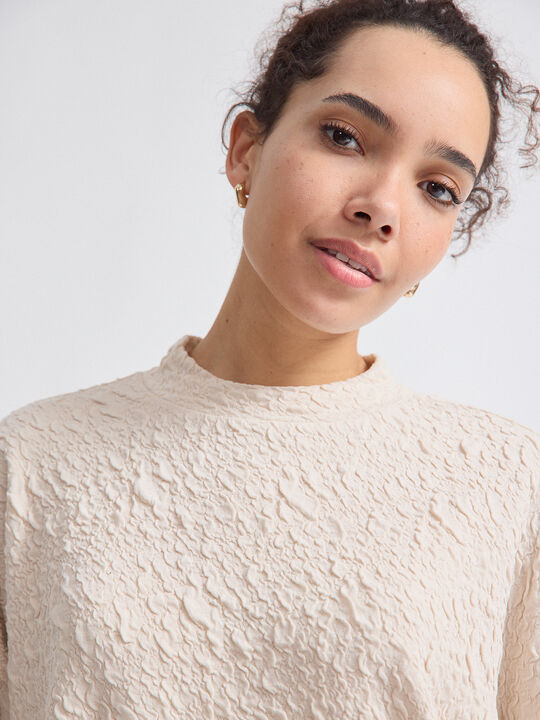 SUDADERA TEXTURA Crudo image number null