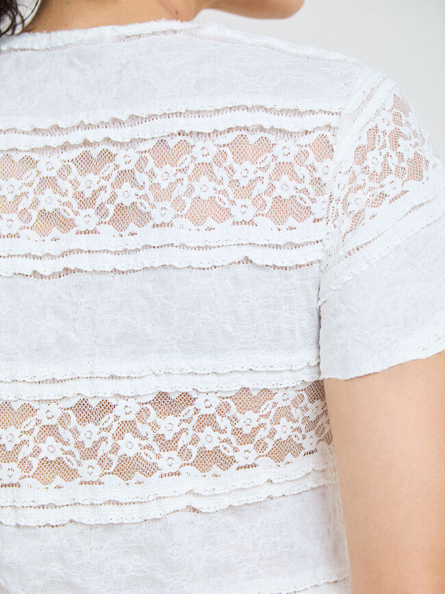 CAMISETA BLONDA ESCOTE PICO MGA VOLANTE Blanco Hueso