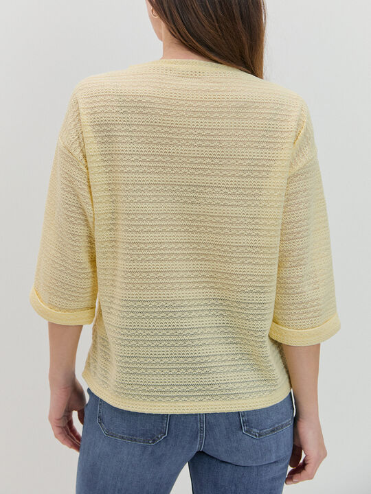 CAMISETA ENCAJE FLORAL Amarillo Pastel image number null