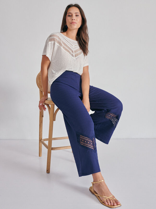 PANTALÓN TEXTURA BORDADO Azul Marino
