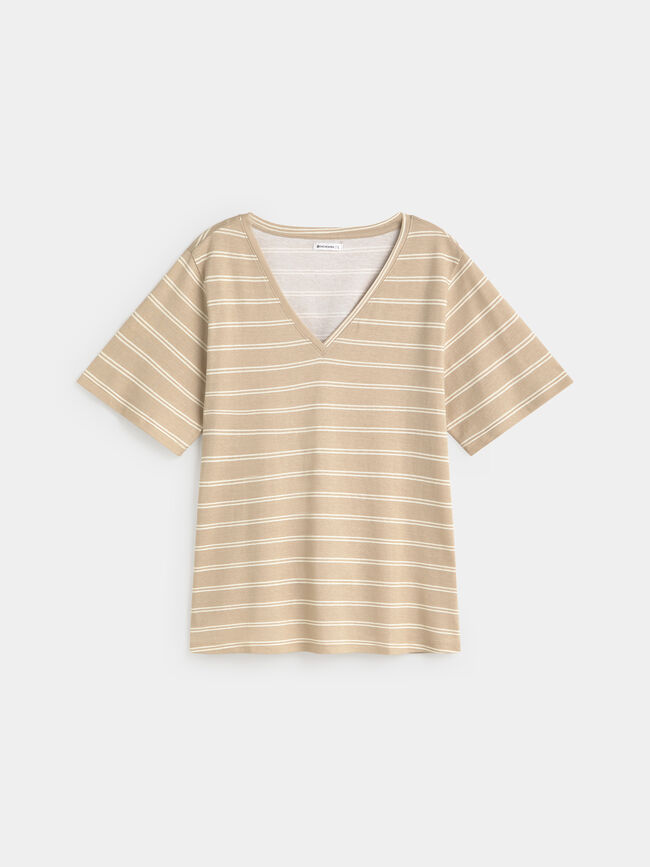 CAMISETA CUELLO PICO Estampado 2