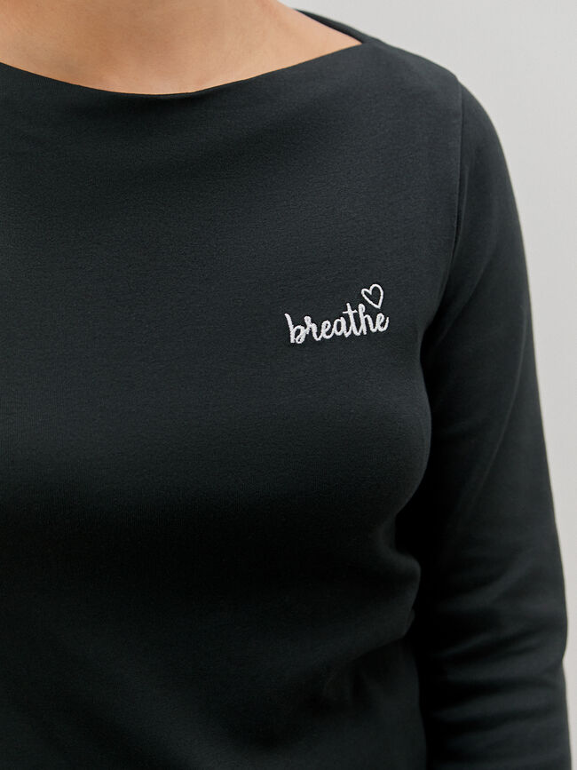 CAMISETA SLIM BORDADO Negro