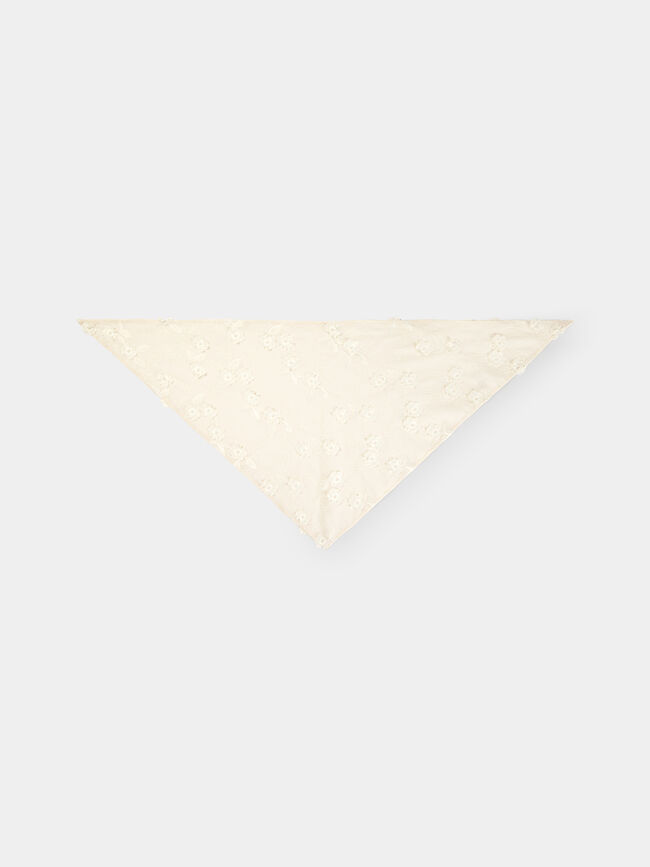 PA&Ntilde;UELO DETALLE FLOR Beige