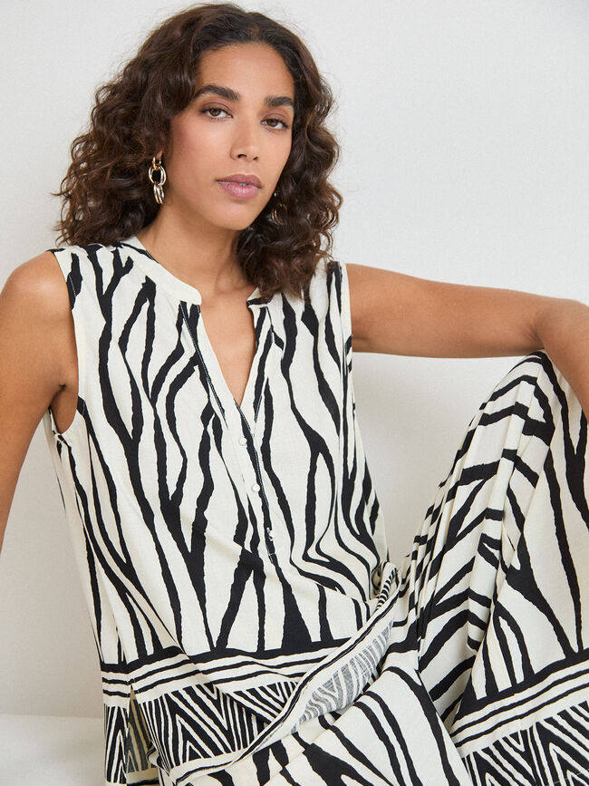 TOP ESTAMPADO BOTONES Negro