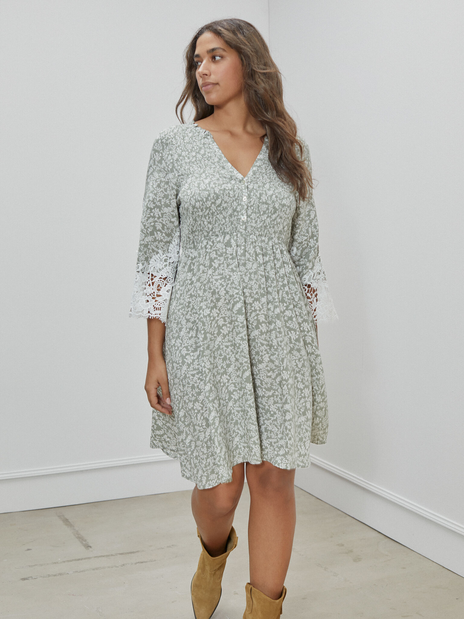 Vestidos para fiesta de 15 años sales para gorditas