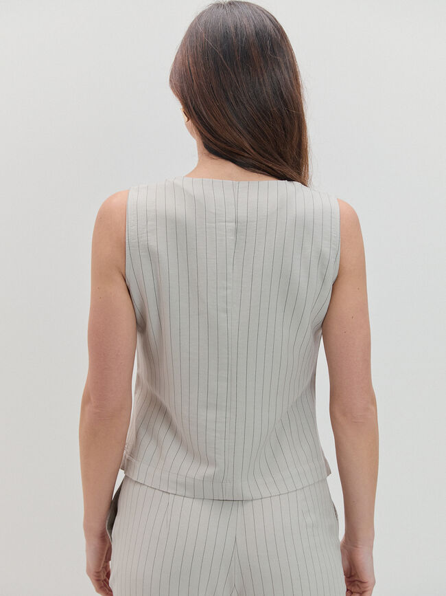 CHALECO CUELLO REDONDO Hielo