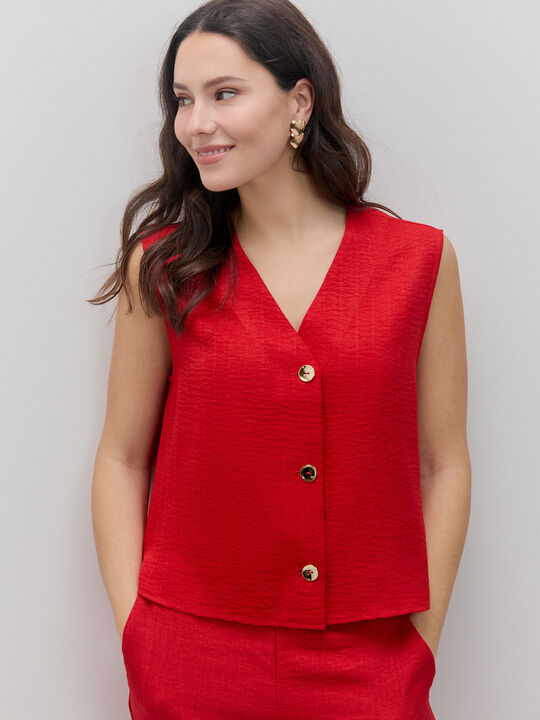 CHALECO CUELLO PICO Rojo image number null