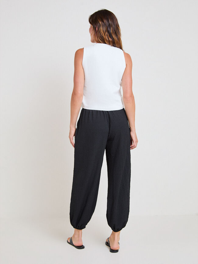 PANTAL&Oacute;N CROPPED ANCHO Negro