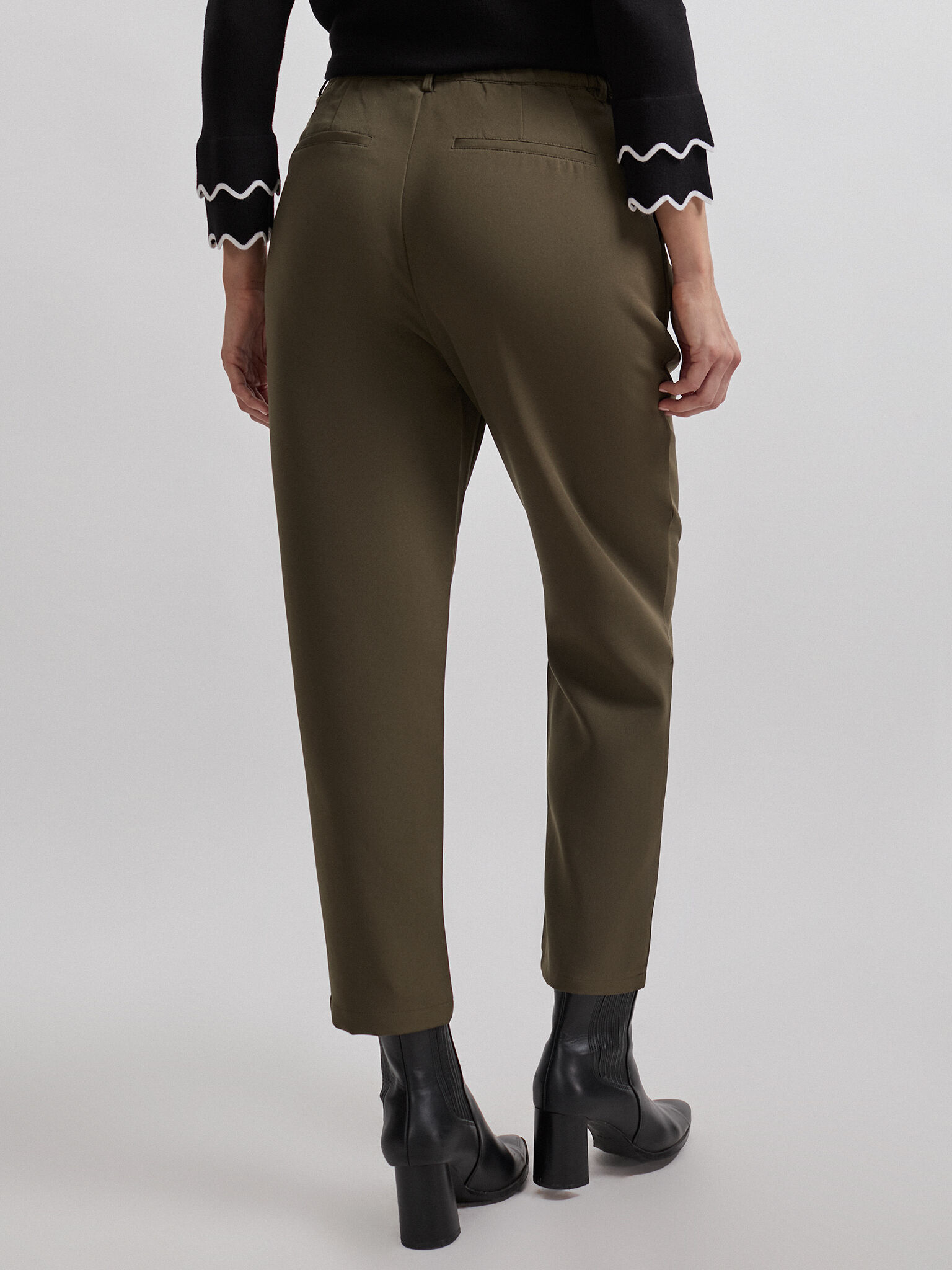 Pantalones encuentro on sale