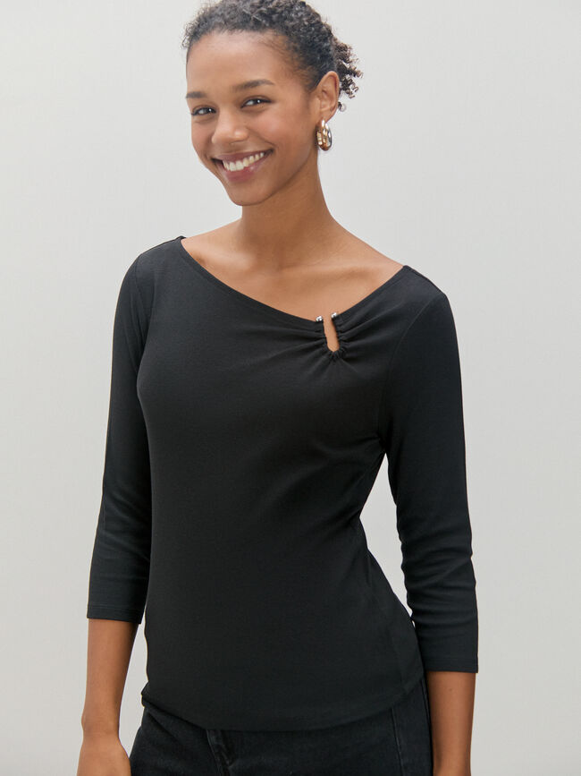 CAMISETA HEBILLA Negro