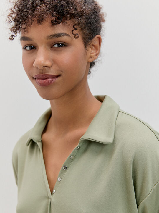 CAMISETA CUELLO CAMISERO kaki claro image number null