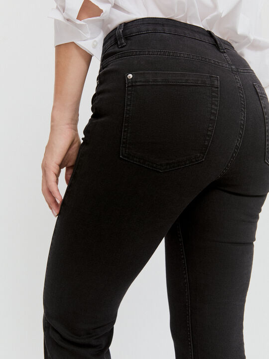 ACAMPANADO VAQUERO LARGO Negro image number null