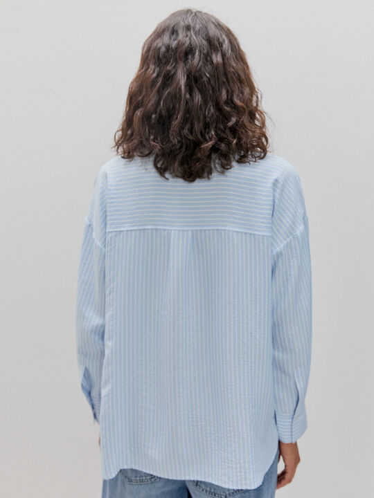 CAMISA RAYAS OVERSIZE Azul Chambray image number null