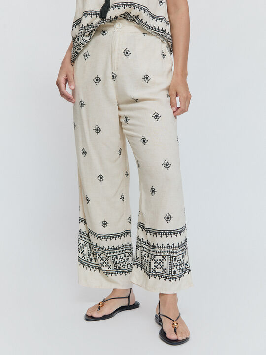 PANTALON RECTO BORDADO Crudo image number null
