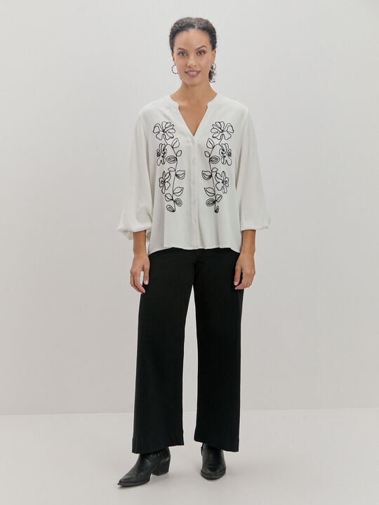 BLUSA BORDADO MANGAS Crudo image number null