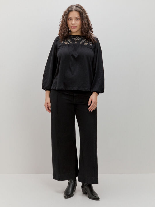 BLUSA BORDADA Negro image number null