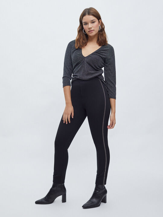 CAMISETA FRUNCIDA BRILLO Negro image number null