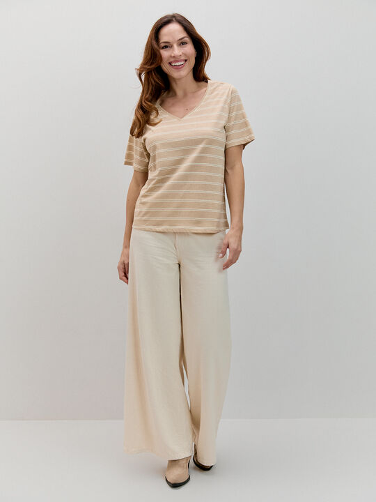 CAMISETA CUELLO PICO Estampado 2 image number null