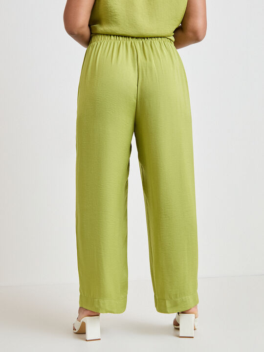 PANTALON  SATINADO Verde image number null