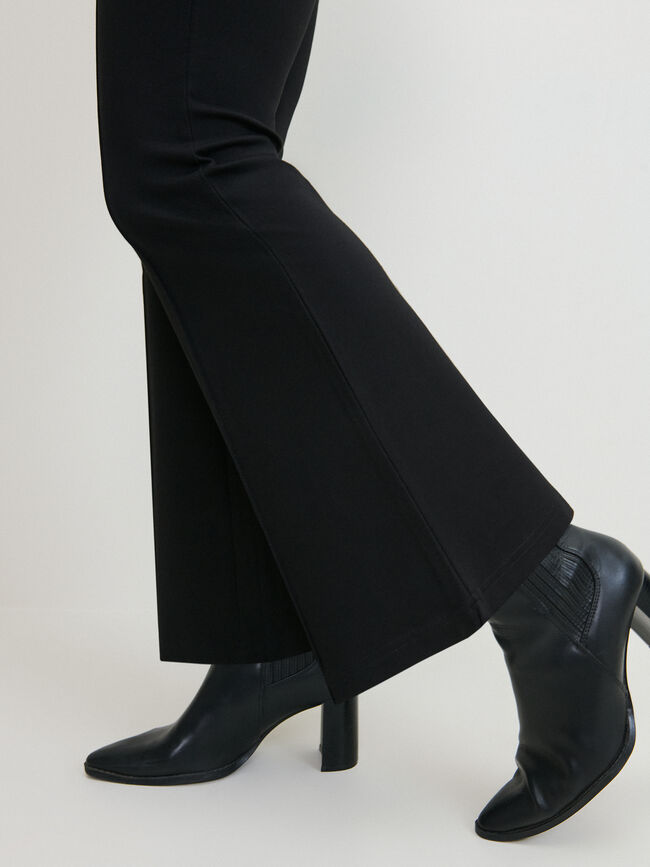 PANTALON ACAMPANADO NERVIO Negro