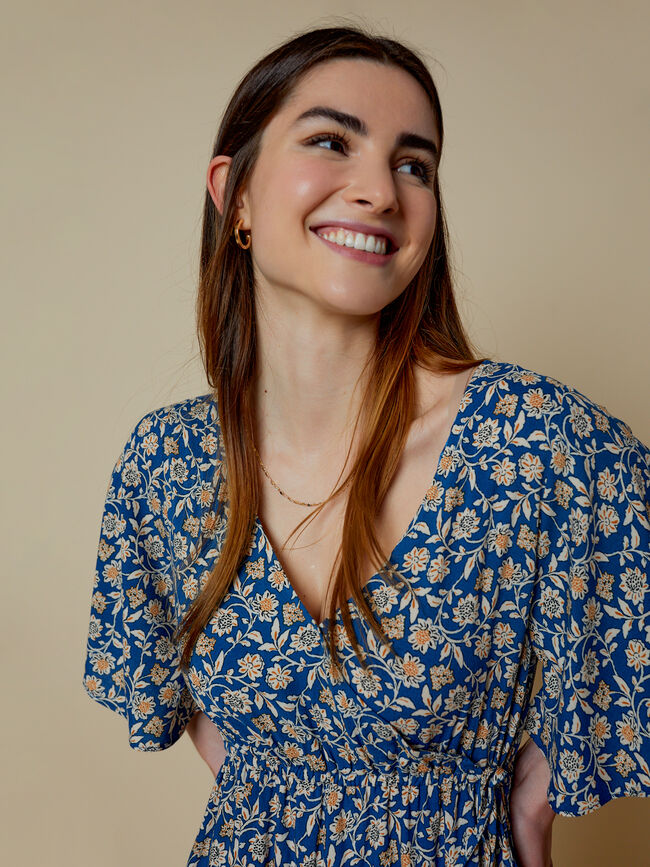 Vestido cruzado estampado marino claro