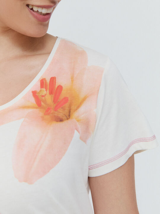 CAMISETA POSICIONAL FLORES Blanco Hueso image number null
