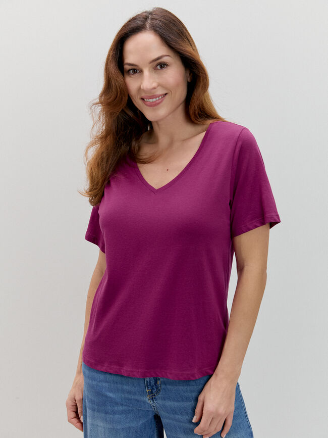 CAMISETA CUELLO PICO Berenjena